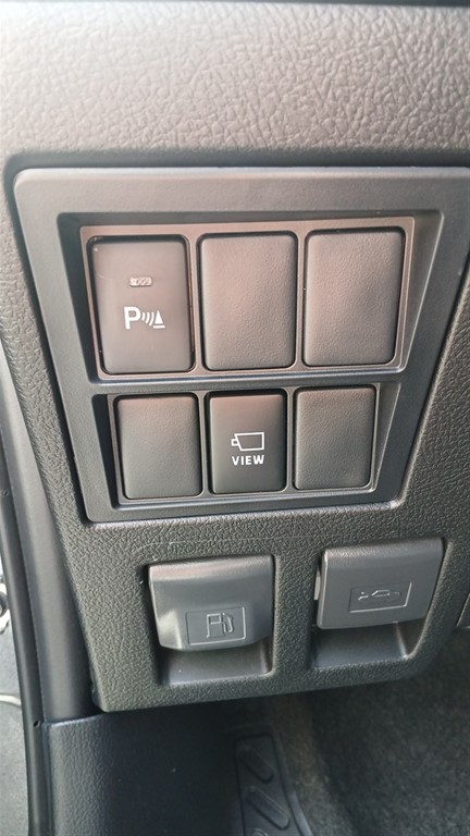 2026 Toyota Hilux SRV — foto 6 / 7