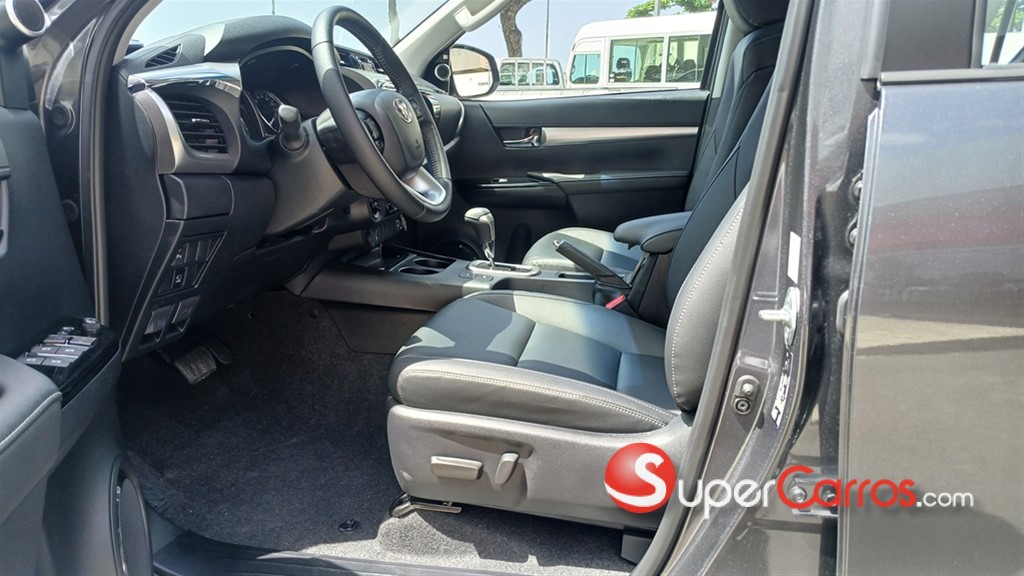 2026 Toyota Hilux SRV — foto 7 / 7
