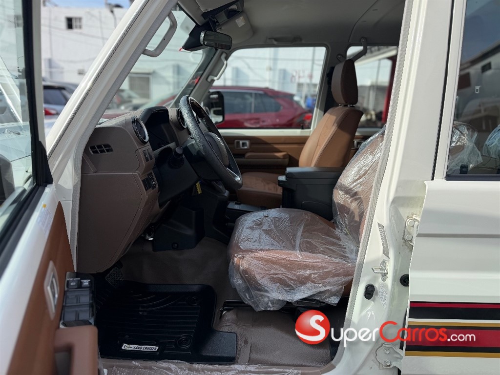 2026 Toyota Land Cruiser J79 — foto 6 / 12