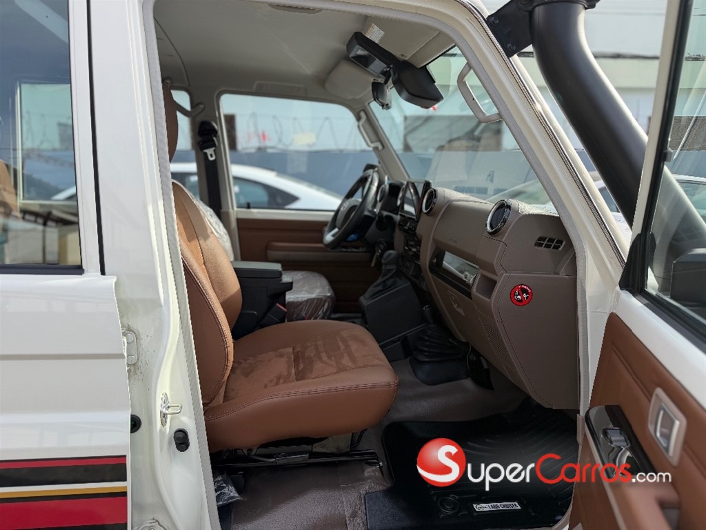 2026 Toyota Land Cruiser J79 — foto 8 / 12