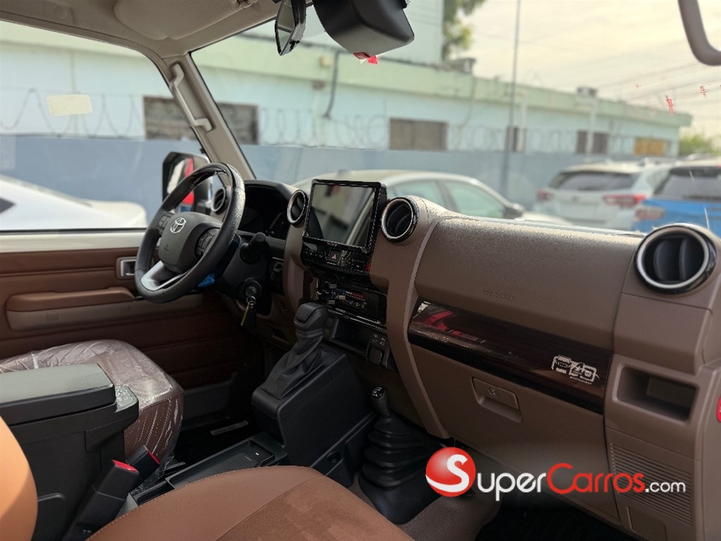 2026 Toyota Land Cruiser J79 — foto 9 / 12