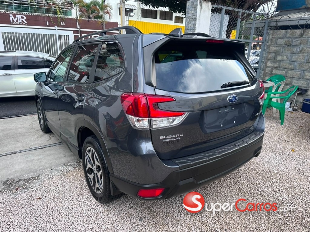 2021 Subaru Forester Premium — foto 5 / 12