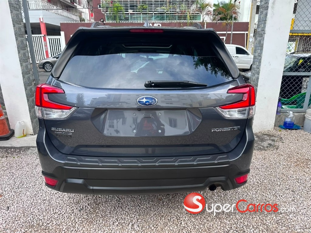 2021 Subaru Forester Premium — foto 6 / 12
