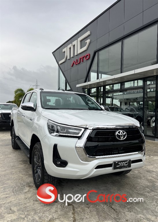 2026 Toyota Hilux SRV — foto 1 / 10