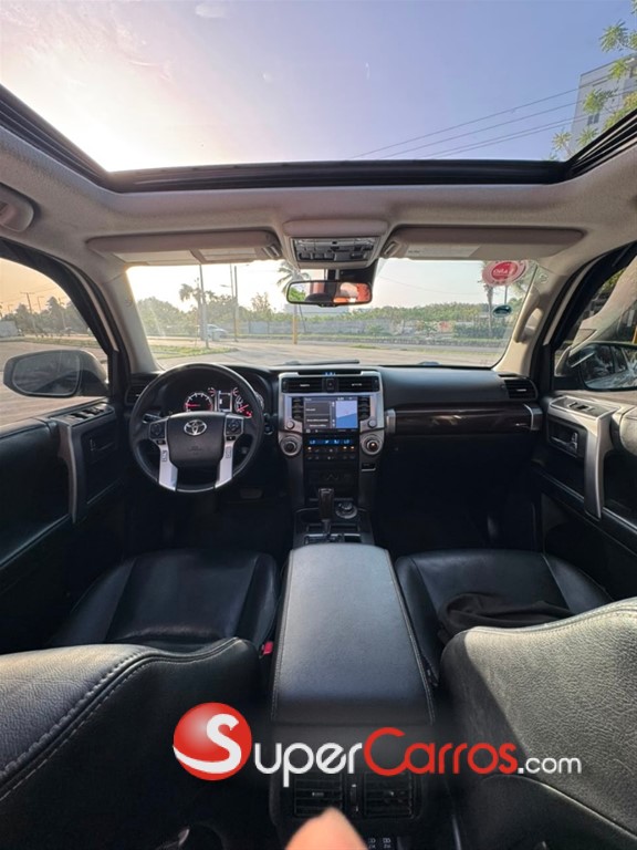2021 Toyota 4 Runner Limited — foto 7 / 11