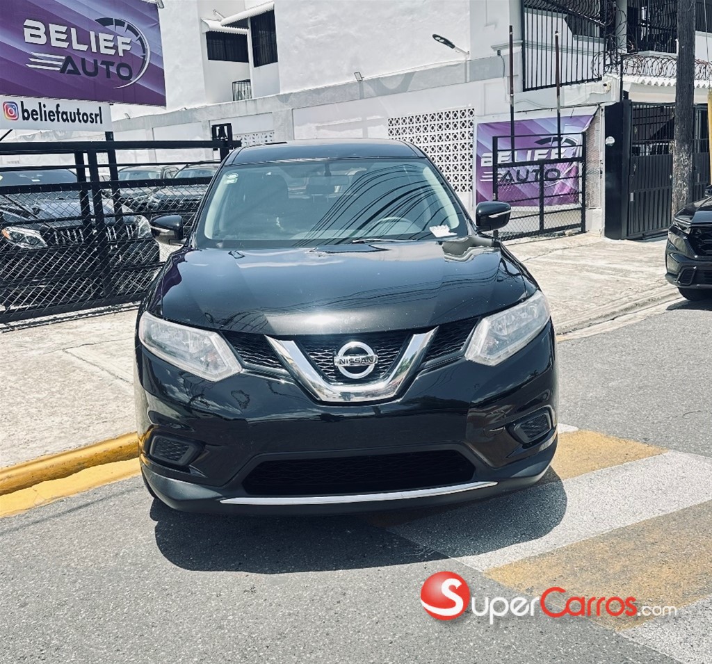 2015 Nissan Rogue SV — foto 8 / 9