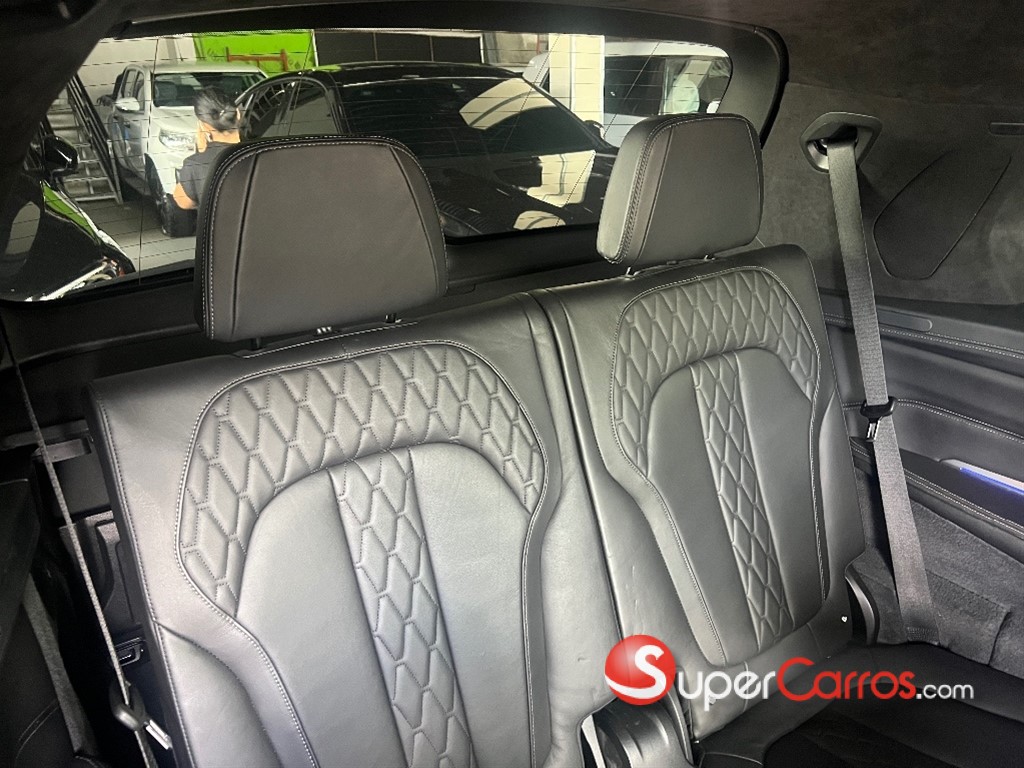 2019 BMW X 7 XDRIVE 40i — foto 5 / 12