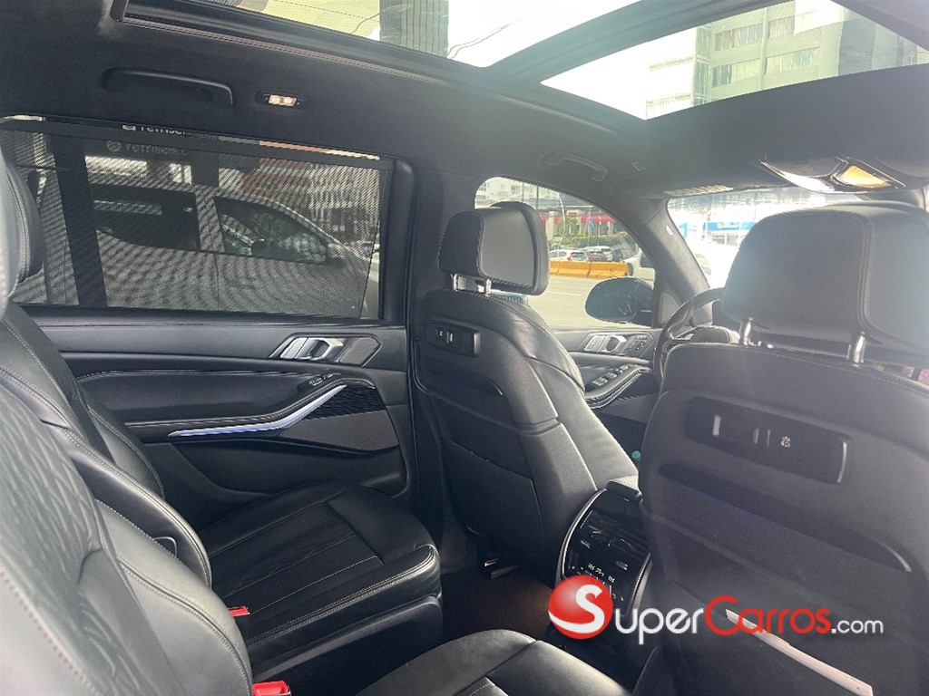 2019 BMW X 7 XDRIVE 40i — foto 9 / 12