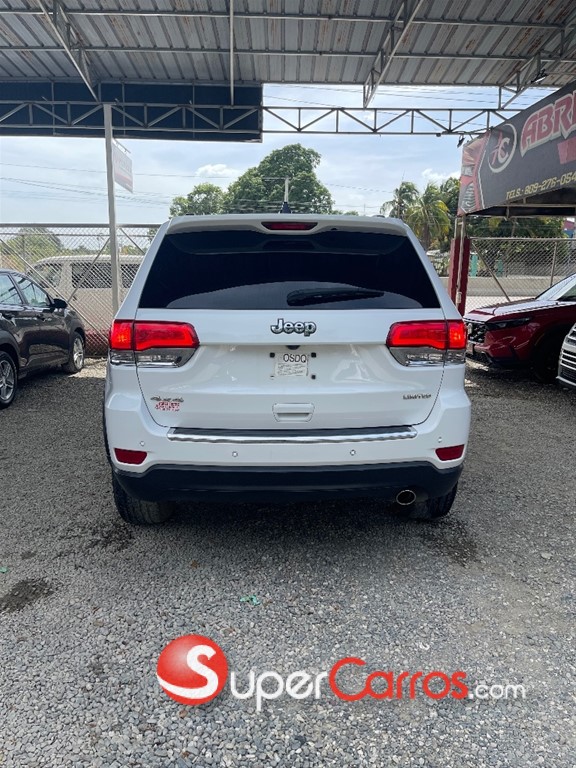 2017 Jeep Grand Cherokee Laredo 4x4 — foto 7 / 12