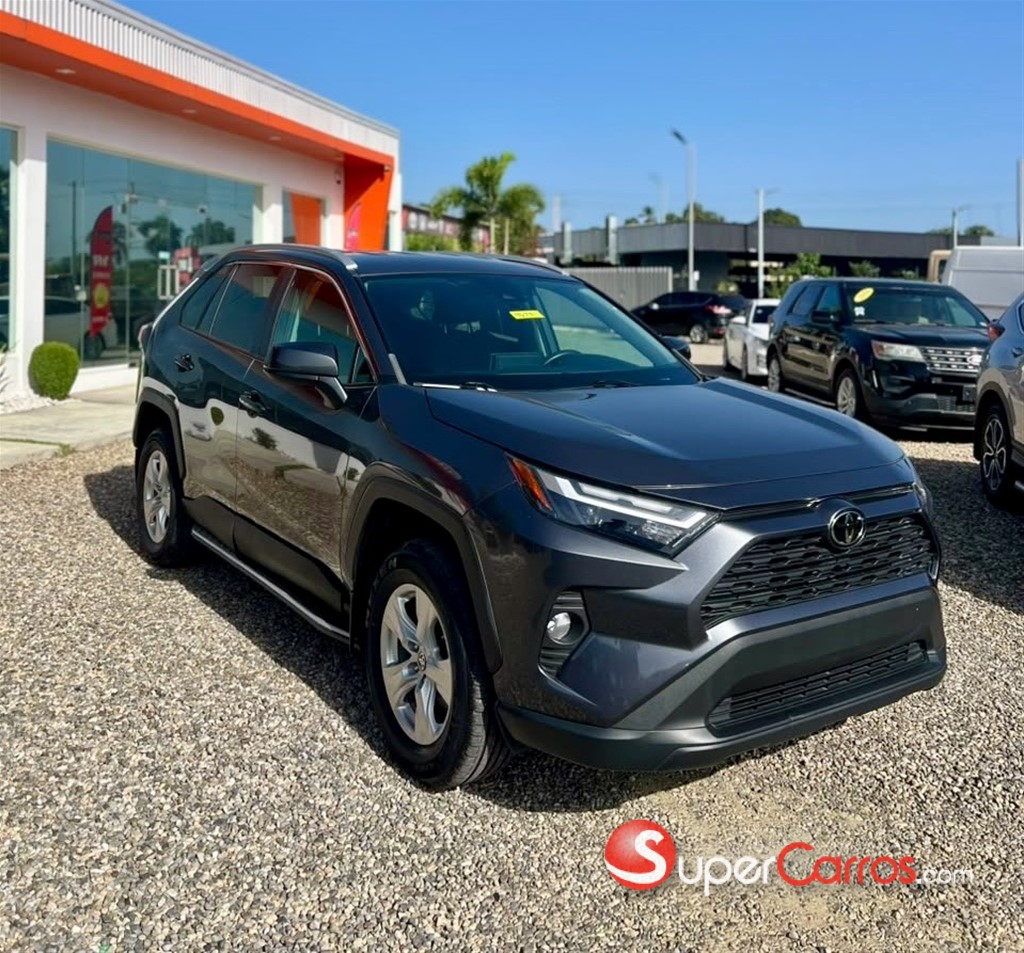 2023 Toyota RAV4 LE