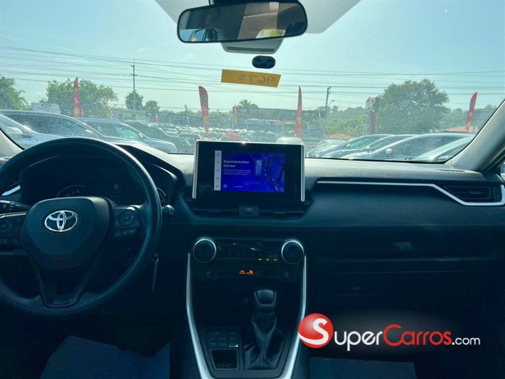 2023 Toyota RAV4 LE — foto 7 / 9