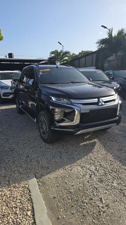 2020 Mitsubishi Motors L 200 Triton — foto 4 / 12