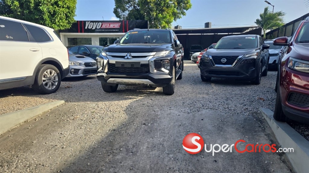 2020 Mitsubishi Motors L 200 Triton — foto 6 / 12