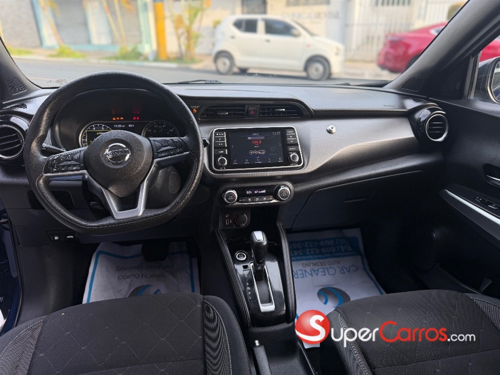 2020 Nissan Kicks SV — foto 8 / 10