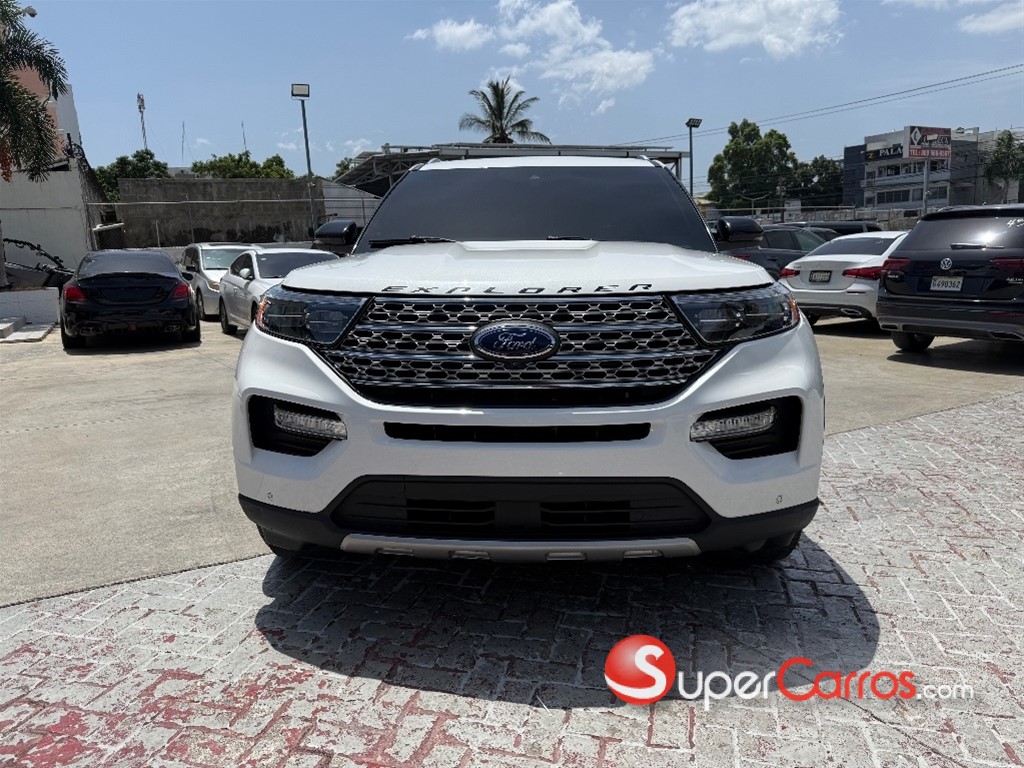 2020 Ford Explorer Limited — foto 7 / 9