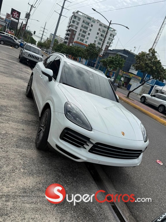 2021 Porsche Cayenne — foto 2 / 12
