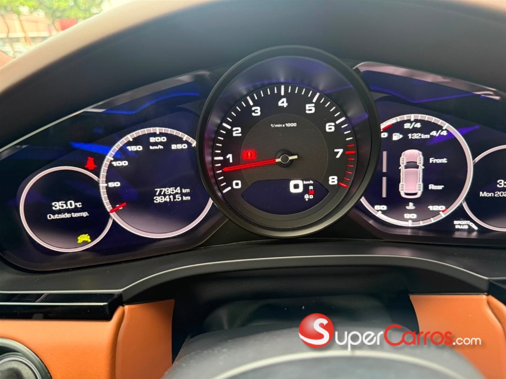 2021 Porsche Cayenne — foto 9 / 12