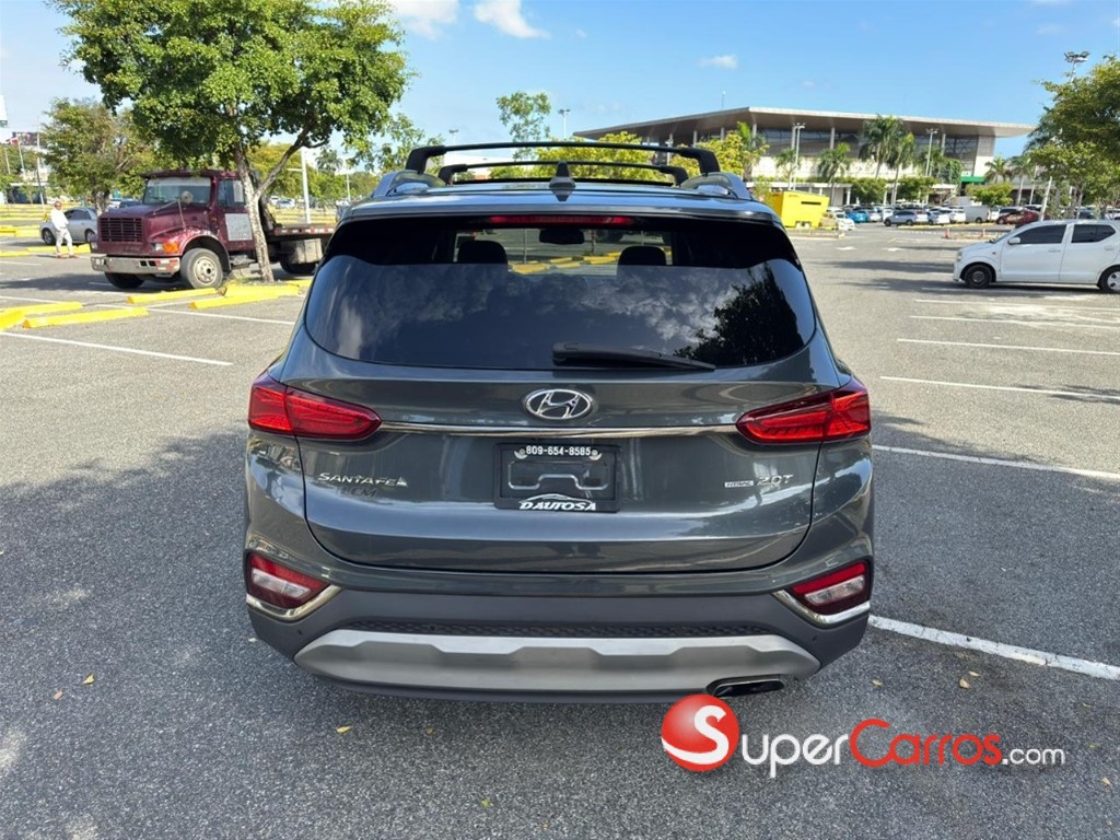 2020 Hyundai Santa Fe Limited — foto 4 / 12