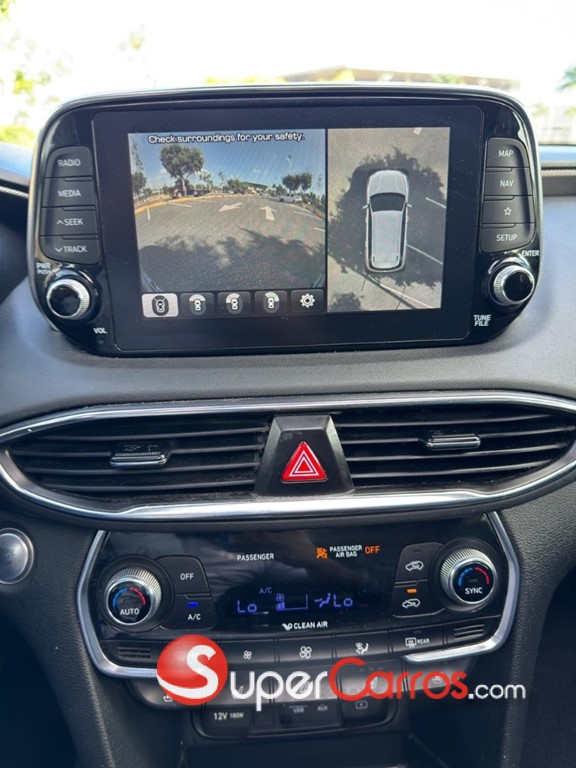 2020 Hyundai Santa Fe Limited — foto 10 / 12