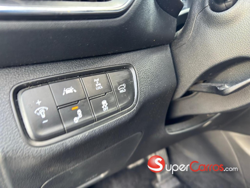 2020 Hyundai Santa Fe Limited — foto 11 / 12