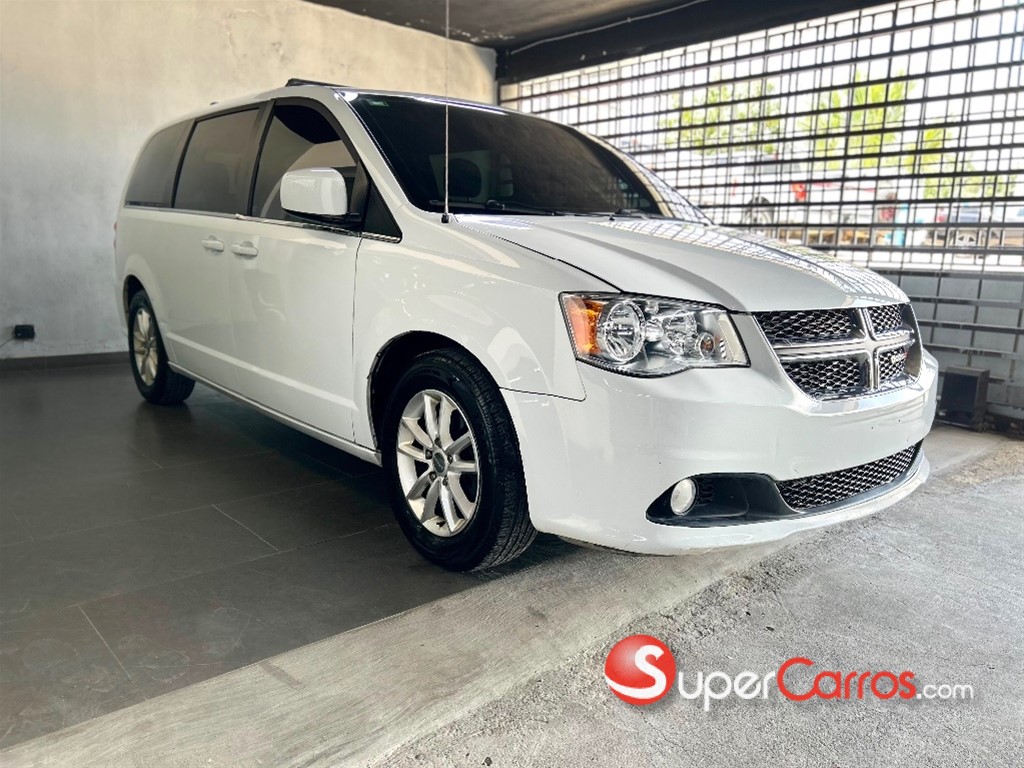 2018 Dodge Caravan SXT — foto 3 / 12