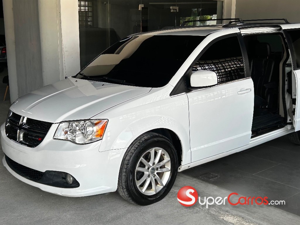 2018 Dodge Caravan SXT — foto 4 / 12