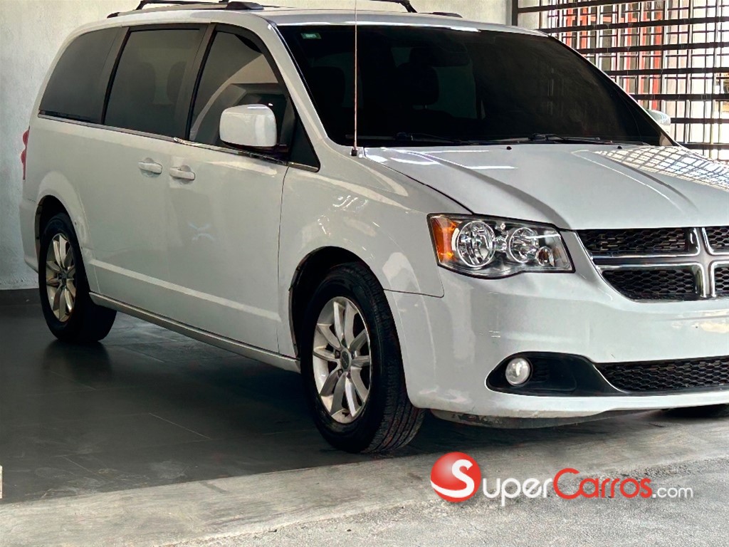 2018 Dodge Caravan SXT — foto 5 / 12