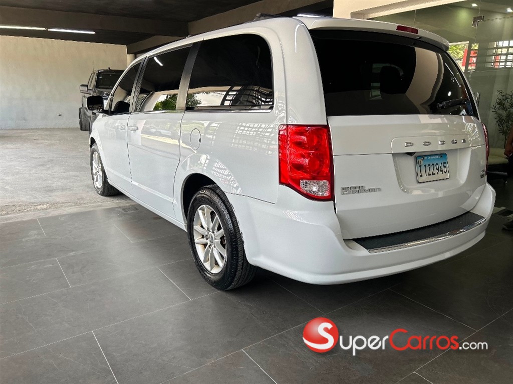 2018 Dodge Caravan SXT — foto 12 / 12