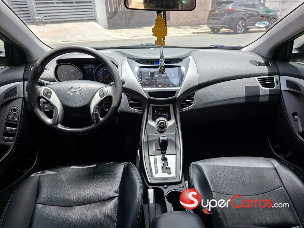 2012 Hyundai Avante — foto 6 / 10