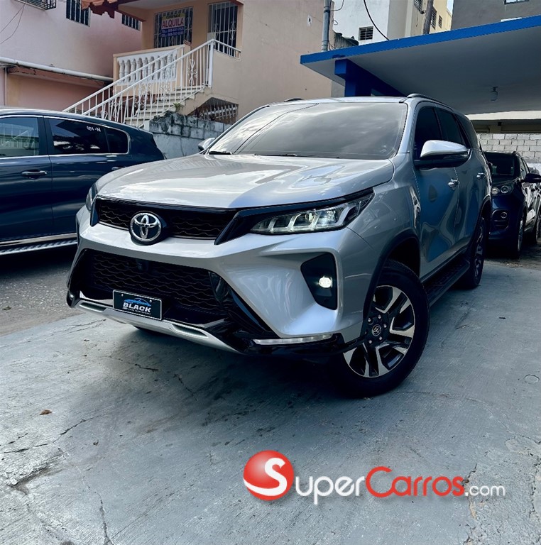 2024 Toyota Fortuner DIAMOND — foto 3 / 11