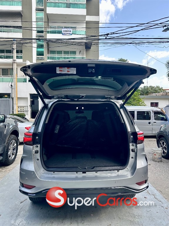 2024 Toyota Fortuner DIAMOND — foto 11 / 11