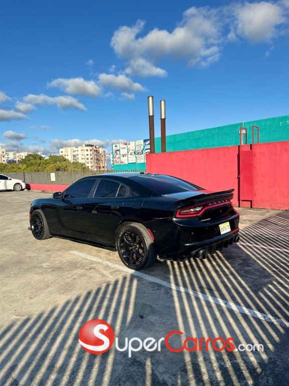 2018 Dodge Challenger SXT — foto 12 / 12