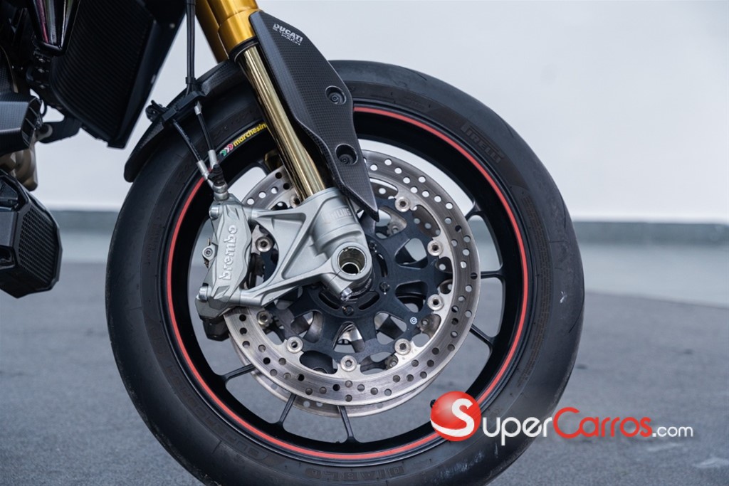 2020 Ducati Hypermotard — foto 5 / 11