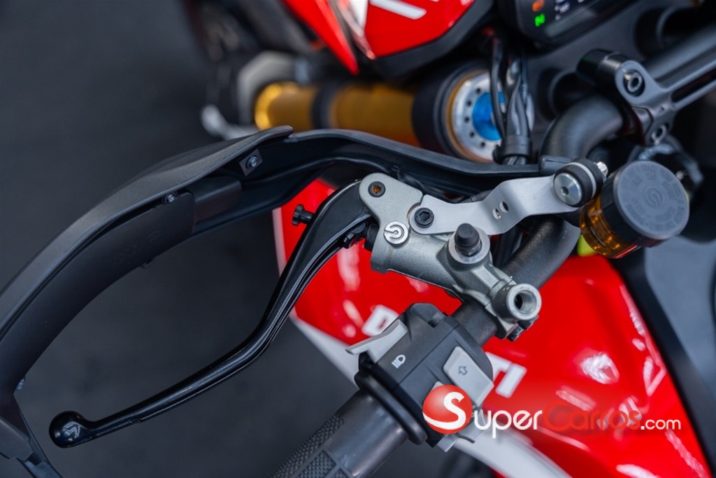 2020 Ducati Hypermotard — foto 10 / 11