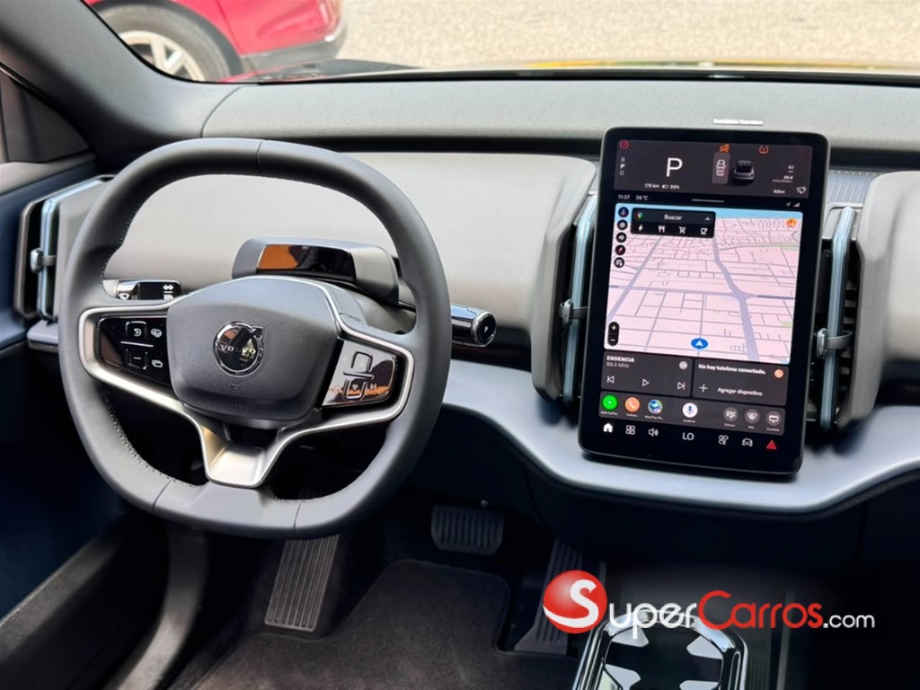 2025 Volvo EX30 ULTRA — foto 2 / 12