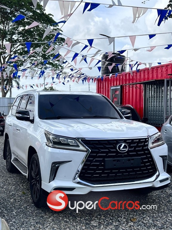 2017 Lexus LX 570