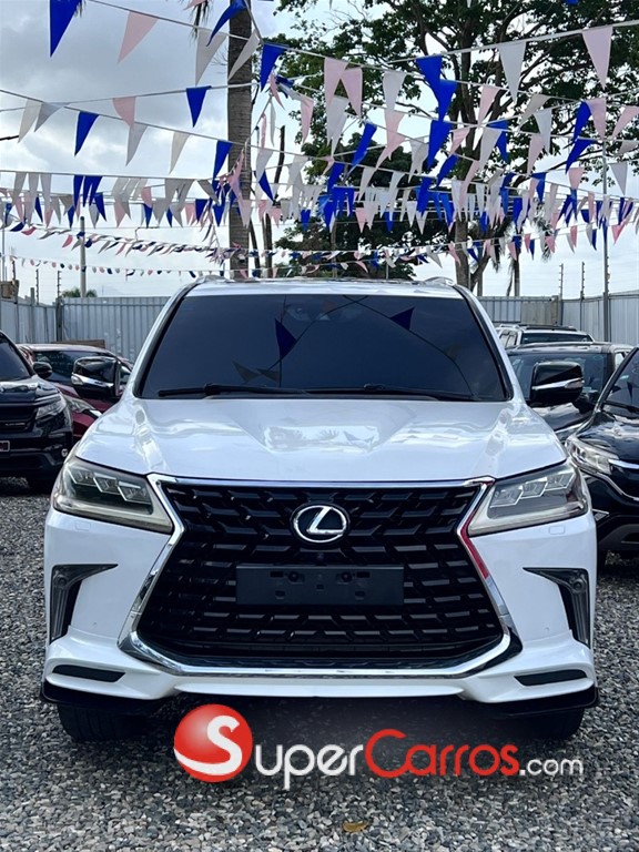 2017 Lexus LX 570 — foto 2 / 10