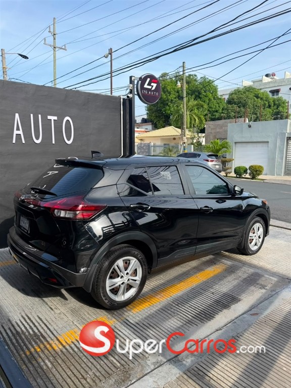 2023 Nissan Kicks S — foto 2 / 9