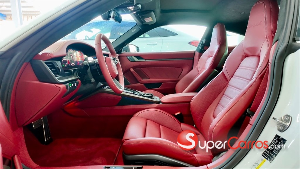 2025 Porsche 911 Turbo S — foto 6 / 11