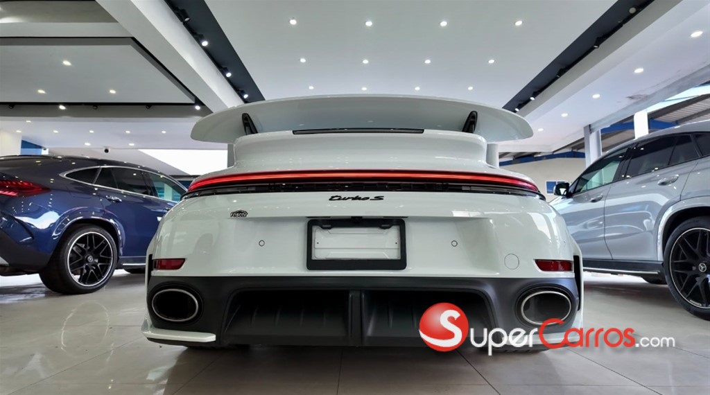 2025 Porsche 911 Turbo S — foto 10 / 11