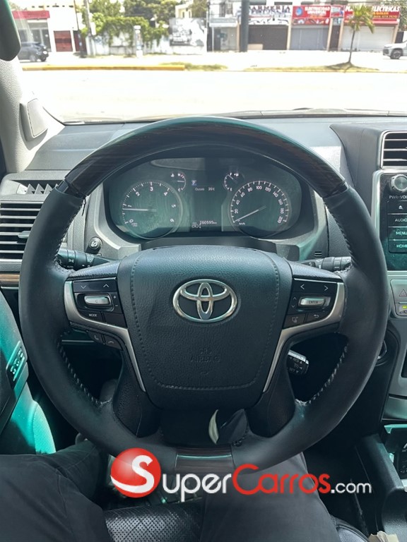 2018 Toyota Land Cruiser Prado VXL — foto 7 / 11