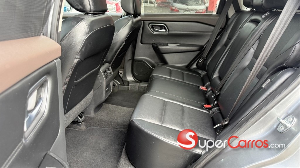 2021 Nissan Rogue SV FULL — foto 11 / 12
