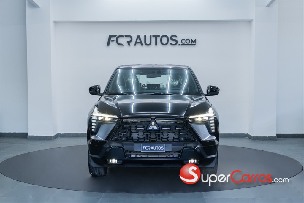 2027 Mitsubishi Motors Outlander — foto 3 / 12