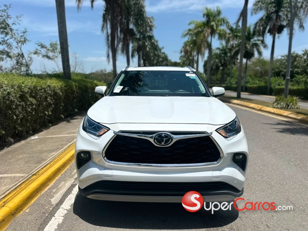 2022 Toyota Highlander Hybrid Platinum — foto 3 / 12