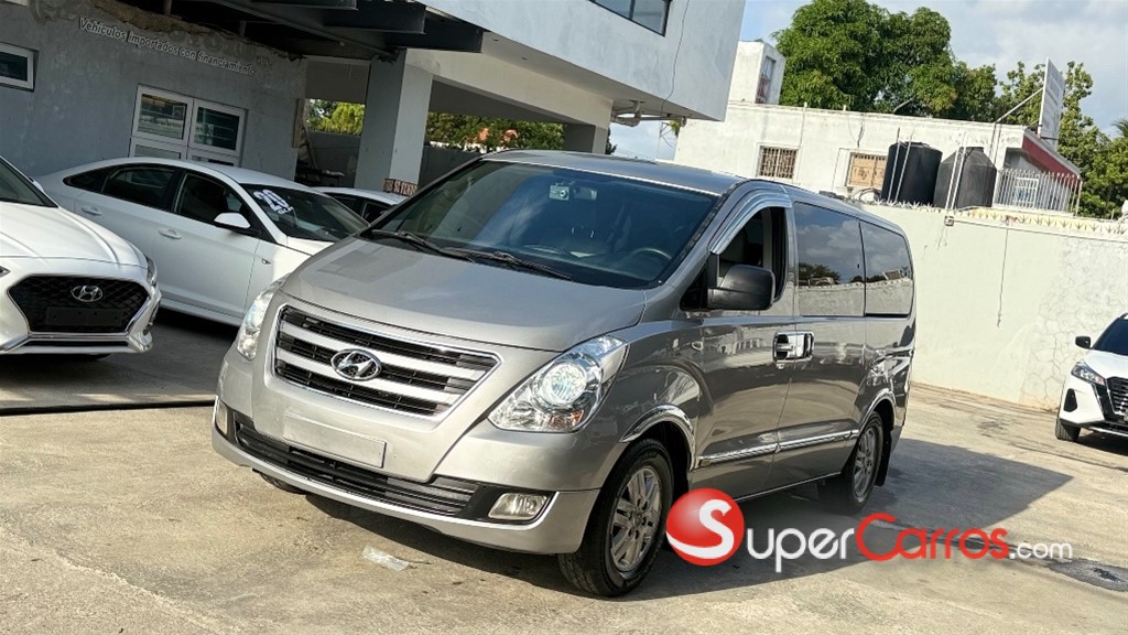 2018 Hyundai Grand Starex