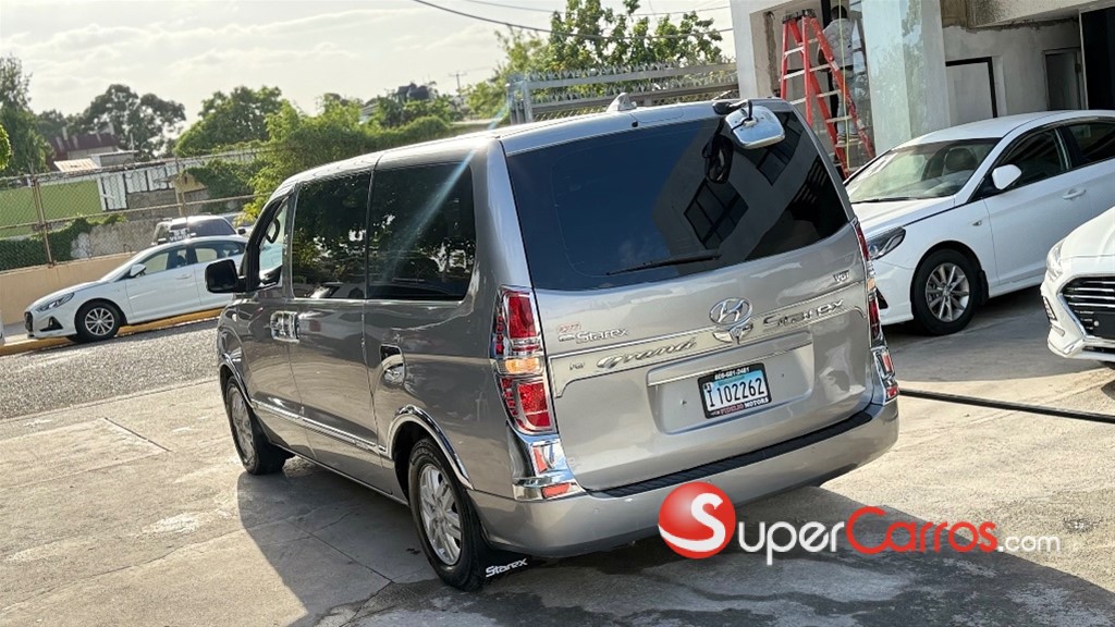 2018 Hyundai Grand Starex — foto 2 / 11