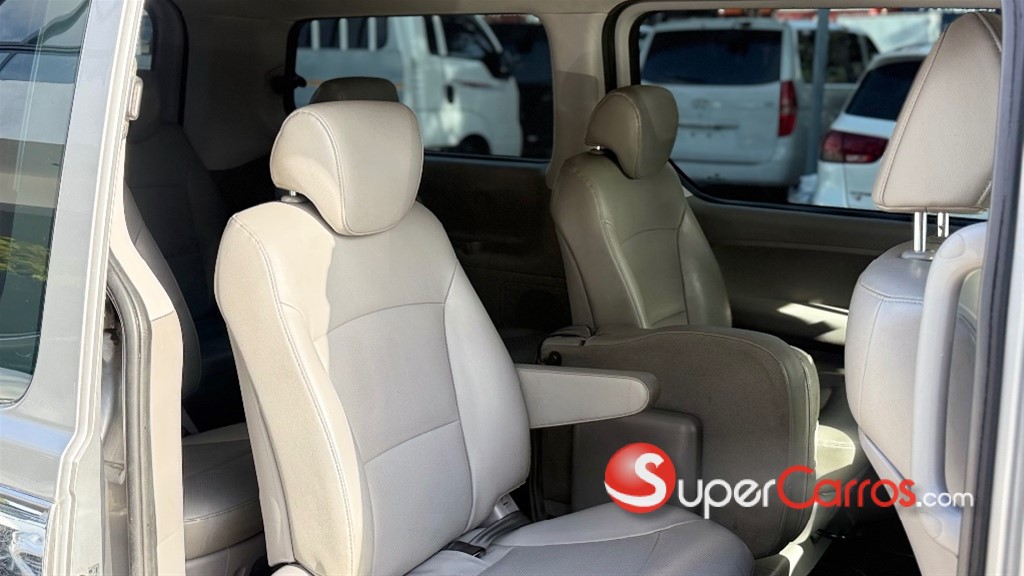 2018 Hyundai Grand Starex — foto 7 / 11
