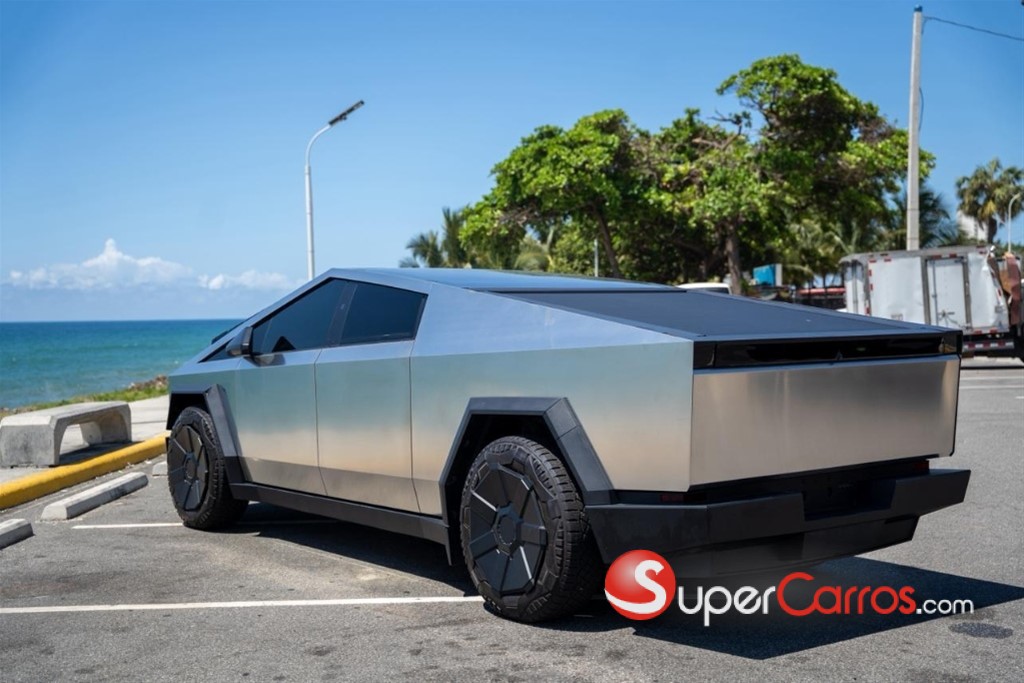 2024 Tesla CyberTruck — foto 4 / 12