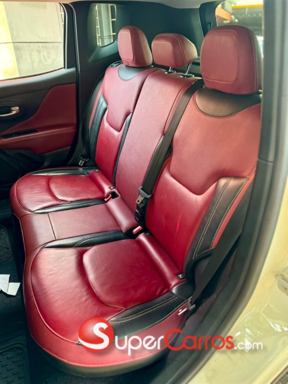 2022 Jeep Renegade Sport — foto 12 / 12
