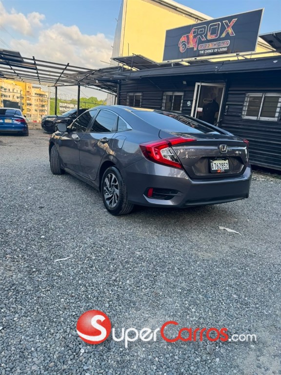 2017 Honda Civic LX — foto 2 / 9